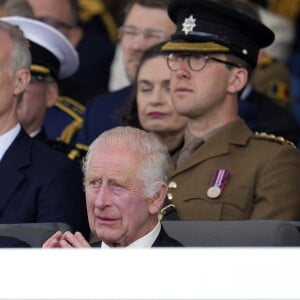 Le prince William de Galles, le roi Charles III d'Angleterre et la reine consort Camilla Parker Bowles - La famille royale d'Angleterre lors des commémorations du 80ème anniversaire du débarquement (D-Day) à Portsmouth. Le 5 juin 2024 © Kin Cheung / Mirrorpix / Bestimage 