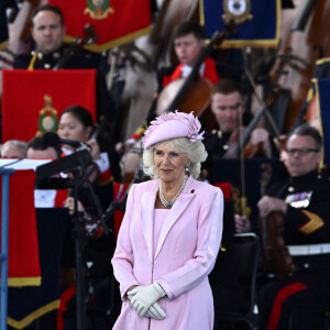 Le roi Charles III d'Angleterre et la reine consort Camilla Parker Bowles - La famille royale d'Angleterre lors des commémorations du 80ème anniversaire du débarquement (D-Day) à Portsmouth. Le 5 juin 2024 © Dylan Martinez / Pool / Bestimage 