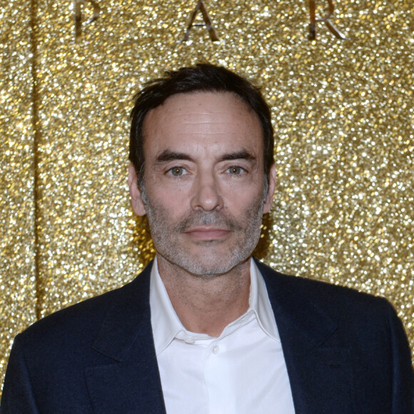 Exclusif - Anthony Delon - L'hôtel The Peninsula Paris présente son univers féérique pour Noël le 30 novembre 2023 . Bûches, couronne des Rois, Heure du Thé et cocktails de Noël ont été présentés par la cheffe pâtissière A. Coruble et le chef David Bizet qui oeuvrent chaque jour à créer des souvenirs mémorables pour les petits et les plus grands. The Peninsula Paris a célèbré l'esprit de Noël avec des animations féeriques qui ont donné le sourire à toute la famille. Entre traditions, délices gastronomiques, surprises et jolies idées de cadeaux, la saison de Noël à l'hôtel The Peninsula Paris laissera des souvenirs inoubliables aux petits comme aux grands. Les festivités se poursuivent dans tous les restaurants et bars, entre Heure du Thé, menus de fête et cocktails sur-mesure © Rachid Bellak / Bestimage 
