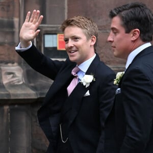 Il s'agit de celui d'Olivia Henson et de Hugh Grosvenor, duc de Westminster 
Hugh Grosvenor, duc de Westminster - Mariage du duc de Westminster, Hugh Grosvenor, et Olivia Henson en la cathédrale de Chester. Le 7 juin © Justin Goff / Bestimage