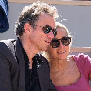 Anne-Sophie Lapix file le parfait amour avec son mari Arthur Sadoun.
Arthur Sadoun et Anne-Sophie Lapix assistent aux Internationaux de France 2024 à Roland Garros. Laurent Zabulon/ABACAPRESS.COM