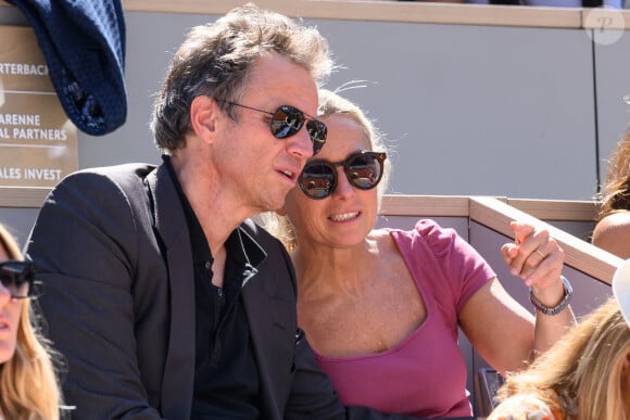 Anne-Sophie Lapix file le parfait amour avec son mari Arthur Sadoun.
Arthur Sadoun et Anne-Sophie Lapix assistent aux Internationaux de France 2024 à Roland Garros. Laurent Zabulon/ABACAPRESS.COM