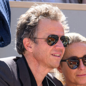 Arthur Sadoun n'est autre que le PDG de Publicis, l'un des leaders de communication dans le monde.
Arthur Sadoun et Anne-Sophie Lapix assistent aux Internationaux de France 2024 à Roland Garros le 7 juin 2024 à Paris. Laurent Zabulon/ABACAPRESS.COM