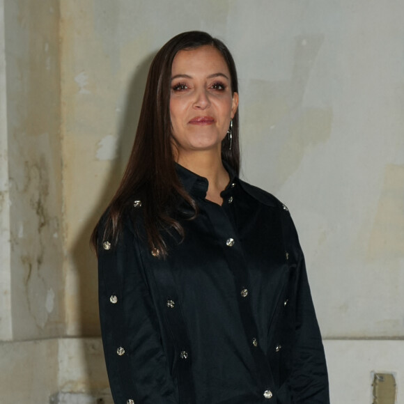 "Le papa est un homme discret qui tient à rester discret dans la discrétion la plus totale", a t-elle expliqué à nos confrères de "Télé 2 semaines" en 2022.
Camille Lellouche assiste au défilé Victoria Tomas Womenswear Fall/Winter 2024-2025 dans le cadre de la semaine de la mode à Paris le 27 février 2024 à Paris, France.