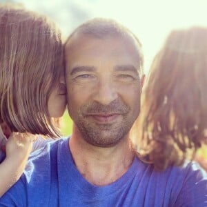 Cécile Bois et Jean-Pierre Michaël dévoilent des photos de leurs filles sur Instagram