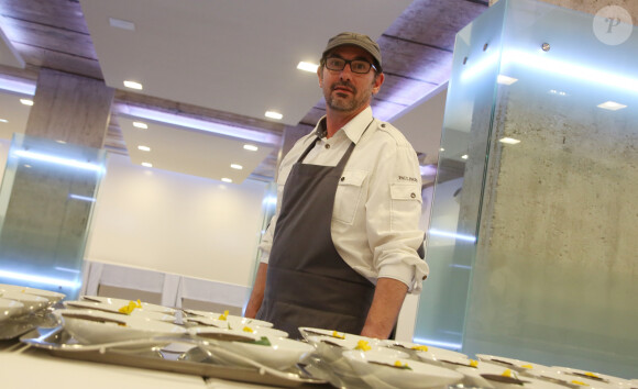 Exclusif - Le chef Paul Pairet à la 1ère édition des "Plumes d'Or du Vin et de la Gastronomie" au Pavillon Vendôme à Paris.