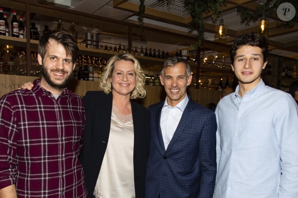 Exclusif - Paul et Luana Belmondo avec leurs fils Giacomo et Alessandro - Luana Belmondo lors du lancement de son livre "Italia mia Luana cuisine Rome" et de l'annonce de la diffusion de la série d'émissions sur la chaîne TV My Cuisine, au restaurant l'Osteria del Vino du marché spacieux Eataly Paris Marais à Paris le 7 novembre 2019. © Tiziano Da Silva - Pierre Perusseau/Bestimage 