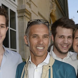 Luana Belmondo et Paul Belmondo et leurs fils Paul Belmondo et ses fils Alessandro et Victor - Soirée du cinquième anniversaire du musée Paul Belmondo à Boulogne-Billancourt le 13 avril 2015. 