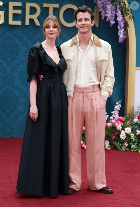 Claudia Jessie, Luke Thompson lors de l'avant-première de la partie 2 de la saison 3 de "La chronique de Bridgerton" à Leicester Square à Londres le 12 juin 2024.