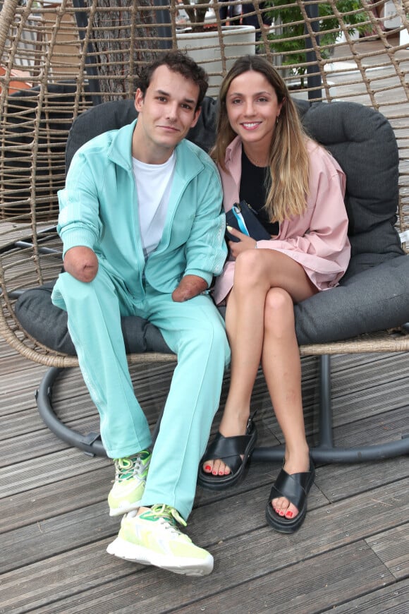 Exclusif - Théo Curin et sa compagne Marie-Camille Fabas - Célébrités aux Internationaux de France de Tennis de Roland Garros 2023 - Jour 15 à Paris le 11 Juin 2023. © Bertrand Rindoff / Bestimage