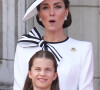 Un peu fatiguée par toutes les bêtises de son cadet, Charlotte l'a d'ailleurs recadré deux fois.
Catherine (Kate) Middleton, princesse de Galles et la princesse Charlotte de Galles - Les membres de la famille royale britannique au balcon du Palais de Buckingham lors de la parade militaire "Trooping the Colour" à Londres, Royaume Uni, le 15 juin 2024. © Julien Burton/Bestimage 