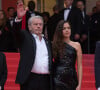 Cela fait plusieurs mois que le clan Delon défraie la chronique en se déchirant pour l'héritage de l'acteur de 88 ans. Alain Delon, atteint d'un cancer du système lymphatique, a été placé sous curatelle renforcée en avril 2024.
Alain Delon et sa fille Anouchka lors de la montée des marches du film "A Hidden Life" lors du 72ème Festival International du Film de Cannes, le 19 mai 2019 