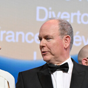 Le prince Albert II de Monaco et la princesse Charlene durant la cérémonie de clôture du 63ème Festival de Télévision de Monte-Carlo au Grimaldi Forum à Monaco, le 18 juin 2024. © Bruno Bebert / Bestimage