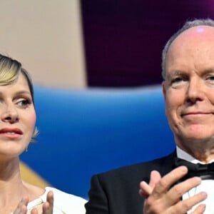 Le prince Albert II de Monaco et la princesse Charlene durant la cérémonie de clôture du 63ème Festival de Télévision de Monte-Carlo au Grimaldi Forum à Monaco, le 18 juin 2024. © Bruno Bebert / Bestimage