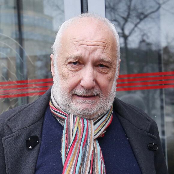 Francois Berleand - Les invités de l'émission des Grosses Têtes à la sortie des studios RTL à Neuilly-sur-Seine, France, le 17 janvier 2023. © Jonathan Rebboah/Panoramic/Bestimage