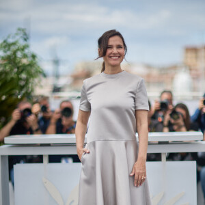 Virginie Ledoyen au photocall de "Le Retour (homecoming)" lors du 76ème Festival International du Film de Cannes, le 18 mai 2023. © Jacovides/Moreau/Bestimage 