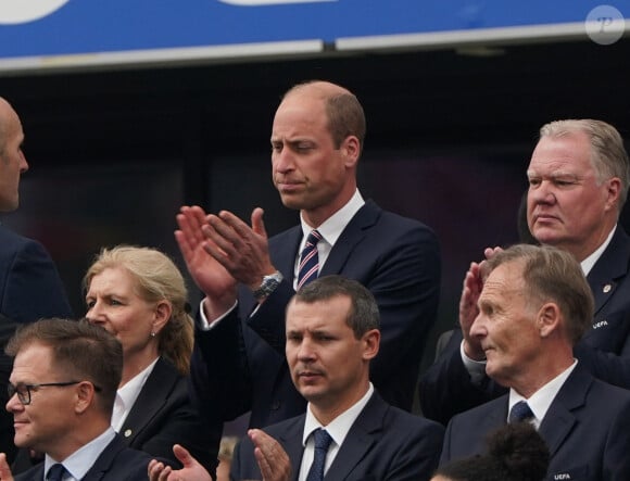 Le prince William pendant Danemark-Angleterre, match comptant pour l'Euro. © EURO 2024 News Pool (ENP)/MirrorPix/Bestimage