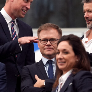 Le prince William et Frederik X du Danemark pendant Danemark-Angleterre, match comptant pour l'Euro. Photo de Martin Rickett/PA Wire/ABACAPRESS.COM