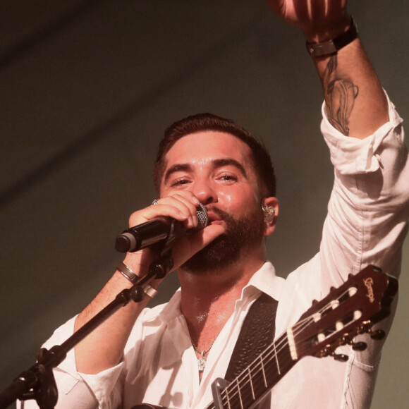 Exclusif - Kendji Girac - Célébration des 10 ans du centre commercial Beaugrenelle à Paris, France. Le 12 octobre 2023. © Christophe Clovis / Bestimage 