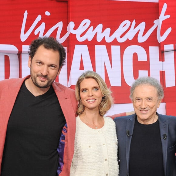 Exclusif - Nicolas Peyrac, Eric Antoine, Sylvie Tellier, Michel Drucker et Regis Mailhot - Enregistrement de l'émission "Vivement dimanche" au Studio Gabriel à Paris, présentée par M.Drucker et diffusée le 23 juin sur France 3 © Guillaume Gaffiot / Bestimage 