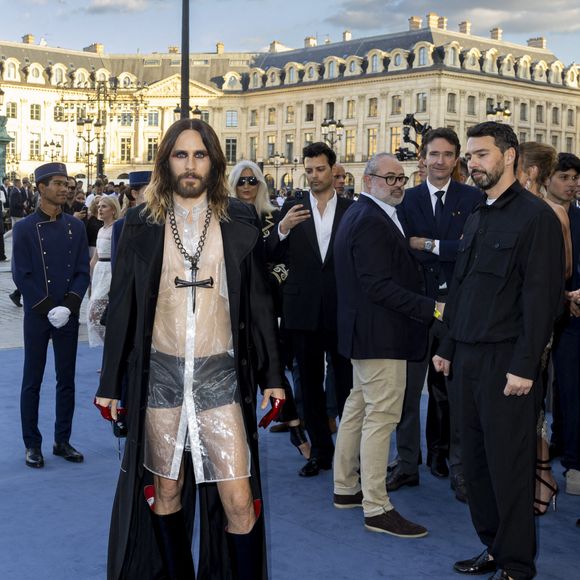 Jared Leto, qui n'a jamais froid aux yeux, était aussi en transparence
Jared Leto au Défilé " Vogue World " Place Vendôme dans le cadre de la Fashion Week de Paris, France, le 23 juin 2024. © Olivier Borde/Bestimage