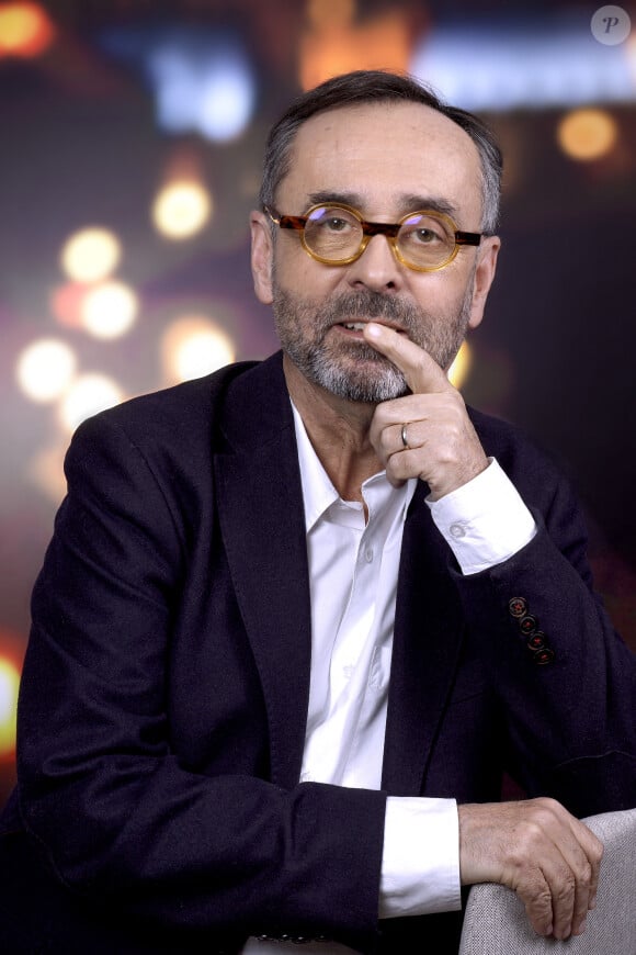 Portrait de Robert Menard lors de l'enregistrement de l'émission "Chez Jordan de Luxe" à Paris. Le 21 février 2024 © Cédric Perrin / Bestimage