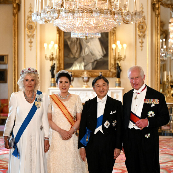 La reine consort camilla, l'impératrice du Japon Masako, l'empereur du Japon Naruhito, le roi Charles III d'Angleterre arrivent au banquet d'état donné en l'honneur de la visite de l'empereur et l'impératrice au Royaume Uni. Buckingham Palace, Londres le 25 juin 2024. 