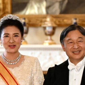 La reine consort camilla, l'impératrice du Japon Masako, l'empereur du Japon Naruhito, le roi Charles III d'Angleterre arrivent au banquet d'état donné en l'honneur de la visite de l'empereur et l'impératrice au Royaume Uni. Buckingham Palace, Londres le 25 juin 2024. 