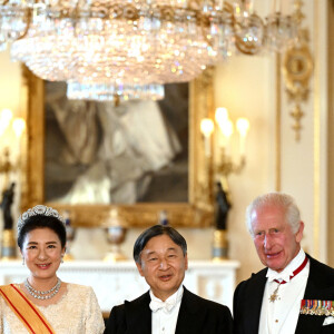 La reine consort Camilla, l'impératrice du Japon Masako, l'empereur du Japon Naruhito, le roi Charles III d'Angleterre arrivent au banquet d'état donné en l'honneur de la visite de l'empereur et l'impératrice au Royaume Uni. Buckingham Palace, Londres le 25 juin 2024. 