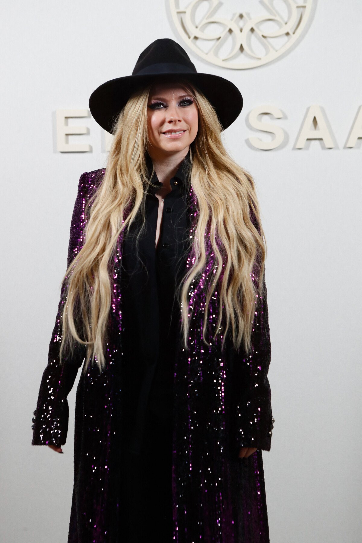 Photo : Avril Lavigne au photocall du défilé de mode Elie Saab Haute ...