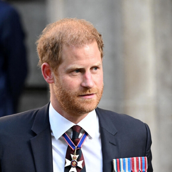 Le prince Harry, duc de Sussex arrive à la célébration du 10ème anniversaire des Invictus Games, en la cathédrale Saint-Paul à Londres, le 8 mai 2024. Venu sans sa femme et ses enfants, il ne rencontrera pas son père qui lutte actuellement contre un cancer. © Zahu/Backgrid UK/Bestimage 