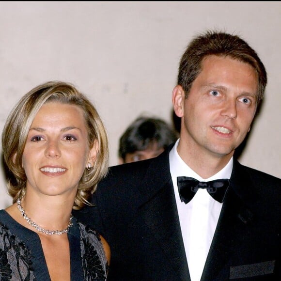 © Serge Arnal/ABACA. Versailles-France, 30/9/2002. Laurence Ferrari et son mari Thomas Hugues lors d'une soirée au profit de la fondation de la reine Rania au château de Versailles.