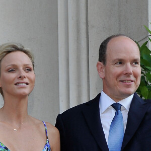 Le prince Albert de Monaco et la princesse Charlene en 2011.