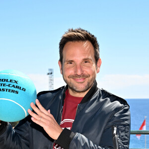 Christophe Michalak aux Masters 1000 de Monte-Carlo sur le court Rainier III à Roquebrune-Cap-Martin, France, le 13 avril 2023. © Bruno Bebert/Bestimage