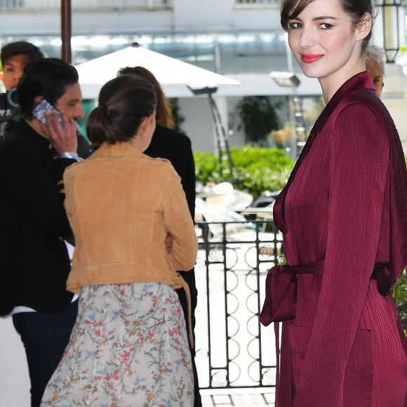 Louise Bourgoin arrive à l'hôtel "Martinez" lors du 72ème Festival International du Film de Cannes, France, le 16 mai 2019
