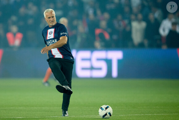 David Ginola - People au match de Ligue 1 Uber Eats "PSG -OM" au Parc des Princes à Paris le 16 octobre 2022. © Cyril Moreau/Bestimage