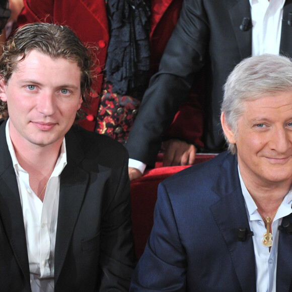 PATRICK SEBASTIEN ENTOURE PAR SON FILS OLIVIER VILLA & SA COMPAGNE NANA - ENREGISTREMENT DE L'EMISSION ' VIVEMENT DIMANCHE ' . © Guillaume Gaffiot /Bestimage