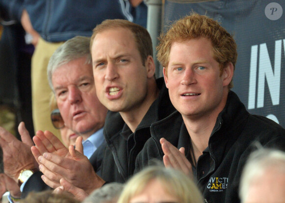 Les princes Harry et William assistent aux Invictus Games 2014 à Londres, le 11 septembre 2014.