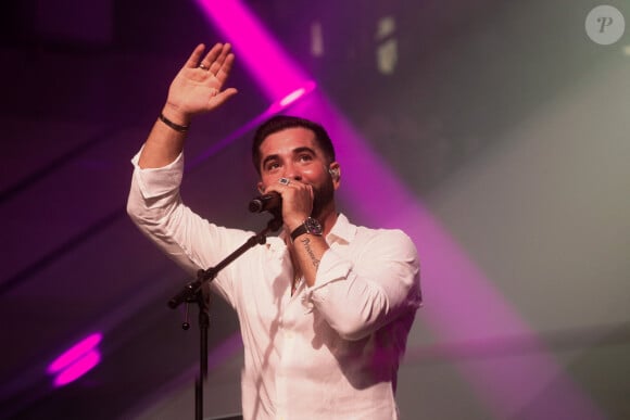 Exclusif - Kendji Girac - Célébration des 10 ans du centre commercial Beaugrenelle à Paris, France. Le 12 octobre 2023. © Christophe Clovis / Bestimage 