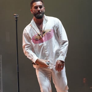 Le chanteur Kendji Girac sur la scène du Rugby Music Live devant 8000 spectateurs qui ont fait un don pour 3 associations : MBM (Manifestation de Bienveillance pour enfants Malade), les Zèbres (Moments de réconfort pour les enfants hospitalisés) et la fondation OVE ((enfants orphelins et démunis) à Lyon, le 13/05/2023. © Sandrine Thesillat / Panoramic / Bestimage