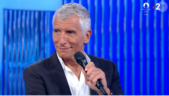 Nagui met mal à l'aise la candidate Céline dans "N'oubliez pas les paroles". France 2