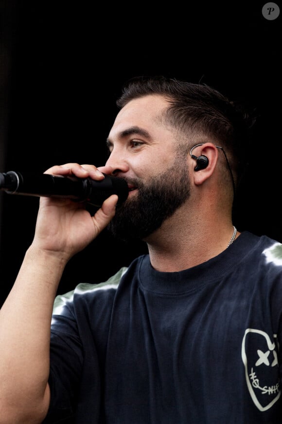 Moins de trois mois après sa blessure par balle
Kendji Girac en concert lors du Festival "Paris Paradis" au parc de la Villette à Paris le 10 septembre 2023. © Pierre Perusseau/Bestimage