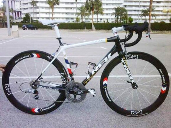 Le vélo que Lance Armstrong a offert à Nicolas Sarkozy, à l'Elysée, à Paris, le 22 mars 2010.