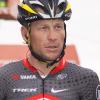 Lance Armstrong a offert un joli vélo à Nicolas Sarkozy.