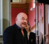 Mais la justice est revenue sur sa décision d'après les informations du "Parisien" de ce vendredi 12 juillet
Suspendu de l'antenne après une enquête pour viol, Sébastien Cauet réclame en justice son retour sur NRJ au tribunal de commerce de Paris, France, le 18 mars 2024. L'animateur de radio a assigné la station en justice pour exiger son retour sur les ondes. L'animateur, suspendu depuis novembre dernier de l'antenne de NRJ, fait désormais l'objet d'au moins 5 plaintes pour viol ou agression sexuelle. © Christiophe Clovis/Bestimage