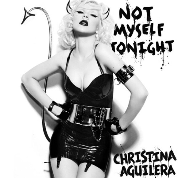 Christina Aguilera dévoile les informations sur son nouvel album, Bionic, au compte-goutte. Le 23 mars 2010, c'est le visuel vamp' de la chanson Not myself tonight qui a été révélé.