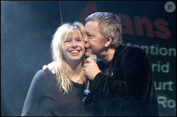 Renaud et Romane Serda enceinte à la soirée "Le rire contre les larmes" au Bataclan, en soutien à Ingrid Betancourt