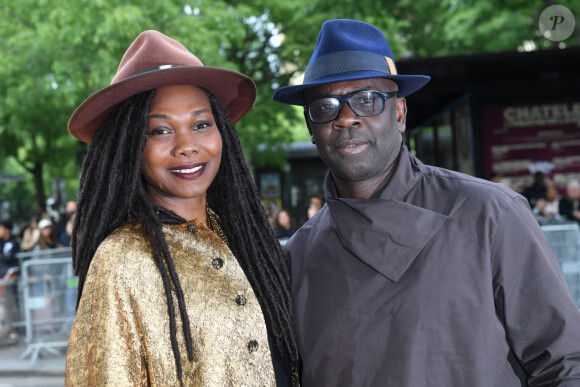 Lilian Thuram et sa compagne Kareen Guiock - Arrivées à la première cérémonie des Flammes, dédiée au rap au Théâtre du Châtelet à Paris. Le 11 mai 2023 © Veeren / Bestimage