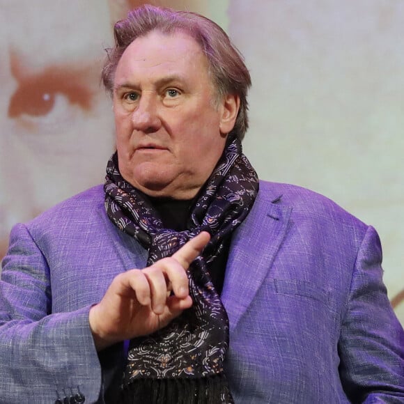 Elle faisait notamment ici référence à sa consommation abusive d'alcool
Gérard Depardieu visite une école militaire de jeunes filles à Moscou, le 9 décembre 2017. Artyom Geodakyan / Itar Tass / Bestimage 