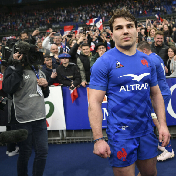 Joie des joueurs de l equipe de France en fin de match Antoine Dupont (Fra) - Tournoi des VI Nations "France - Pays de Galles (41-28)" au Stade de France à Saint-Denis, le 18 mars 2023.